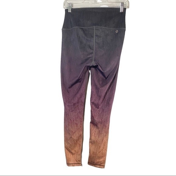 AR-33 Womens Gray Purple Ombre High Waist Legging Size Medium - Picture 11 of 11